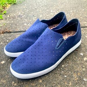 Free Waters Shoes Blue Cut Out Slip On Comfort Loafers Mens Size 12 (READ)